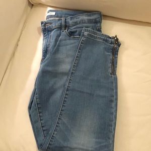 Banana republic light wash skinny ankle zip jeans